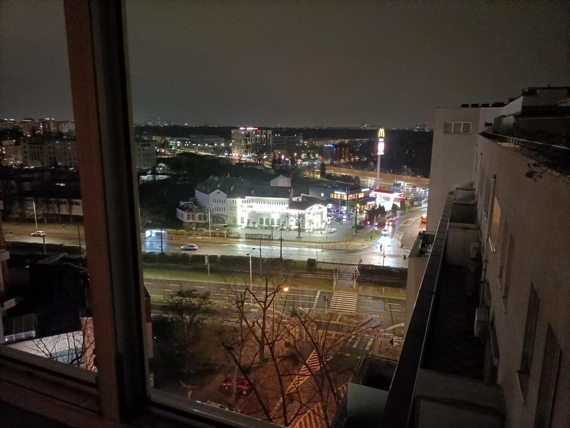 Arkadia Centrum - Pokoje Warschau Buitenkant foto